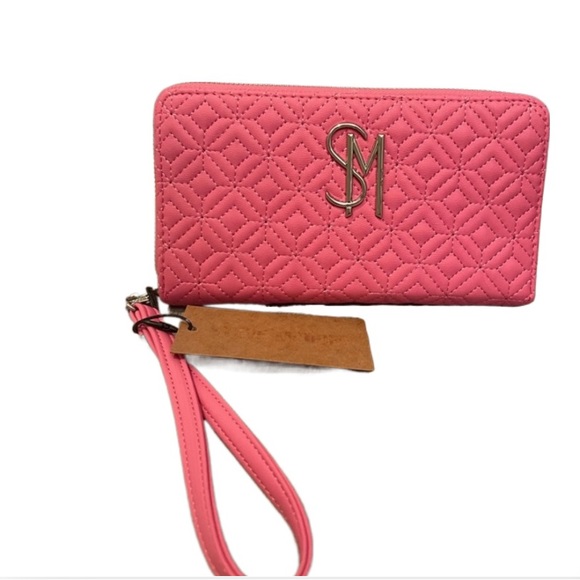 Steve Madden Handbags - NWT Blush Pink Steve Madden zip around wallet Wristlet